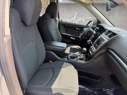 Used 2013 GMC Acadia SLE FWD image 25