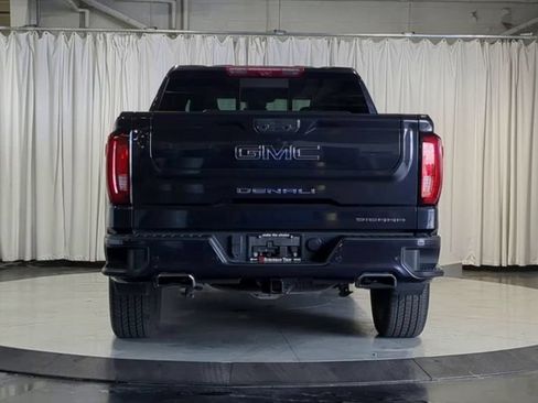 Used 2023 GMC Sierra 1500 Denali Ultimate AWD/4WD image 9