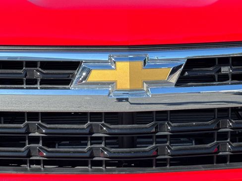 Used 2025 Chevrolet Silverado 1500 LT image 43