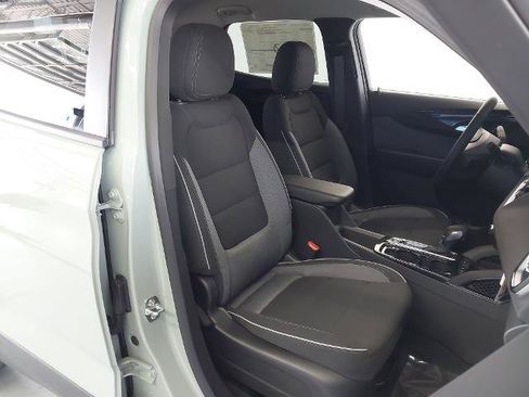 New 2026 Chevrolet TrailBlazer LT w/ Convenience Package FWD image 28