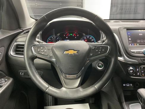 Used 2024 Chevrolet Equinox LT FWD image 18
