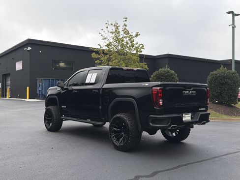 Used 2023 GMC Sierra 1500 Elevation w/ Preferred Package AWD/4WD image 14