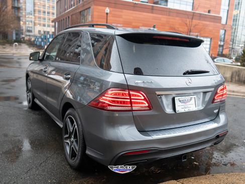 Used 2019 Mercedes-Benz GLE 43 AMG 4MATIC image 5