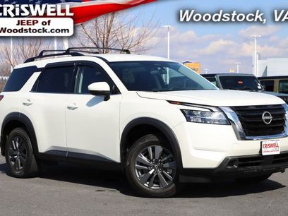 Used 2022 Nissan Pathfinder SV