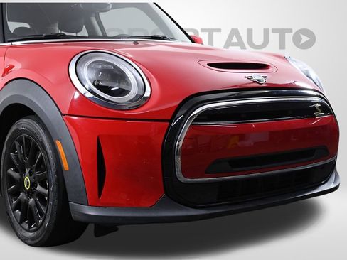 Certified 2023 MINI Cooper SE image 5