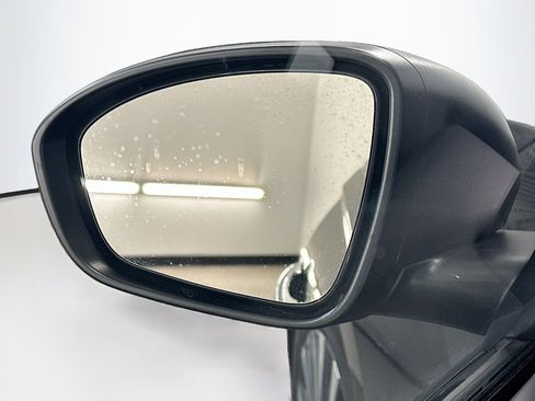 Used 2025 Nissan Altima 2.5 SV image 16