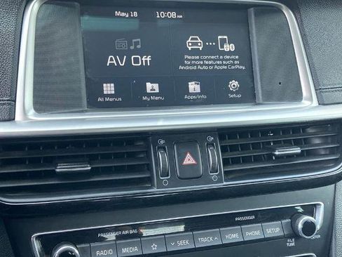 Used 2020 Kia Optima SE FWD image 9