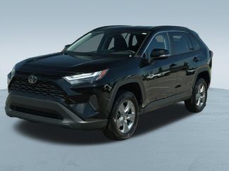 Used 2024 Toyota RAV4 XLE FWD video 3