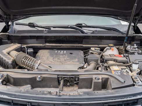 Used 2023 GMC Acadia SLE w/ Driver Convenience Package image 21