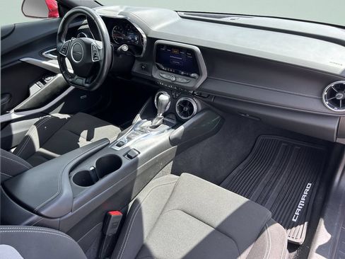 Used 2024 Chevrolet Camaro LT w/ Technology Package RWD image 16