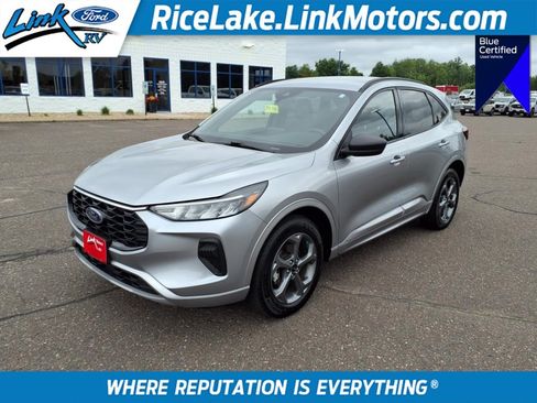 Certified 2024 Ford Escape ST-Line AWD/4WD image 1