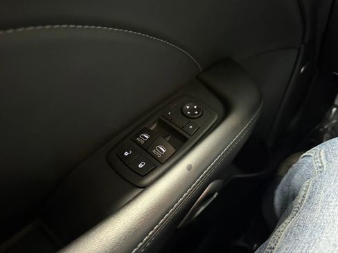 Used 2023 Dodge Challenger R/T w/ Plus Package RWD image 21