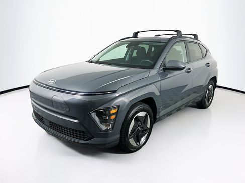 Used 2024 Hyundai Kona SEL FWD image 3