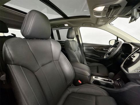 Used 2025 Subaru Ascent Touring w/ Popular Package #2 AWD/4WD image 43