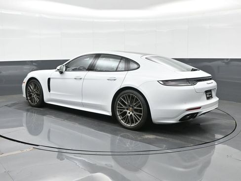 Certified 2023 Porsche Panamera GTS AWD/4WD image 3
