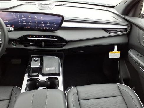 New 2026 Buick Enclave Sport Touring w/ Power Package AWD/4WD image 18