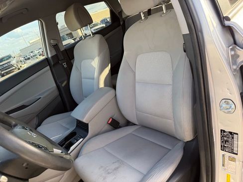 Used 2017 Hyundai Tucson SE image 8