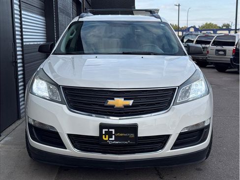 Used 2014 Chevrolet Traverse LS image 12