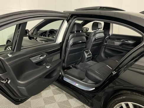 Used 2016 BMW 750i xDrive AWD/4WD image 36