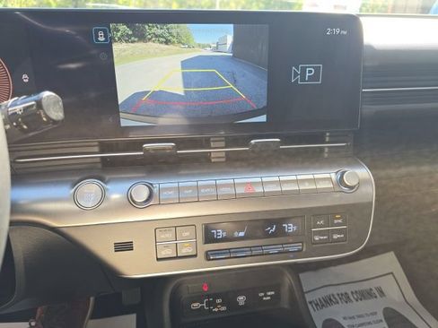 Used 2025 Hyundai Kona SEL AWD/4WD image 18