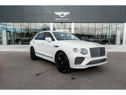 Certified 2022 Bentley Bentayga image 18