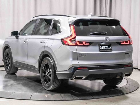 Used 2025 Honda CR-V Sport image 2