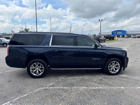 Used 2020 GMC Yukon XL SLT image 6