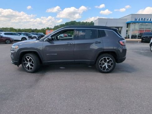 Used 2024 Jeep Compass Limited AWD/4WD image 31