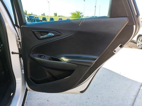 Used 2018 Chevrolet Malibu LT w/ True North Edition FWD image 21