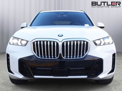 New 2026 BMW X5 sDrive40i w/ M Sport Package RWD image 2