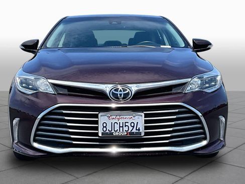 Used 2018 Toyota Avalon XLE FWD image 3