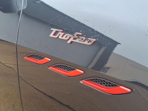 Used 2021 Maserati Ghibli Trofeo image 24