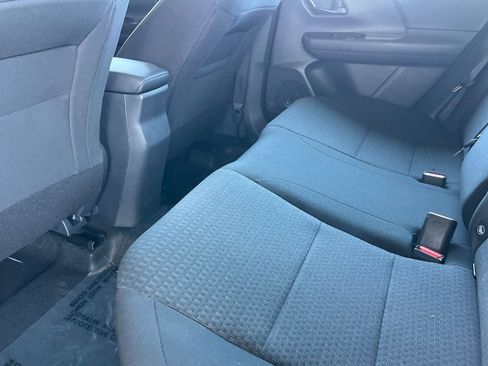 New 2025 Nissan Kicks S image 9