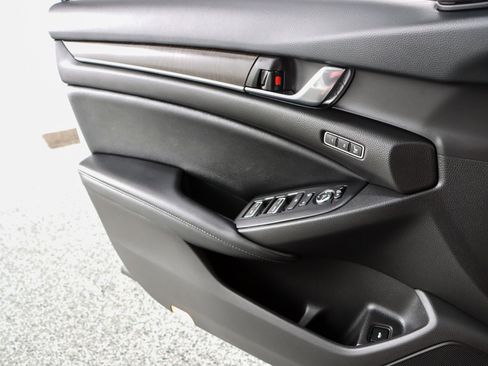 Used 2022 Honda Accord EX-L image 22