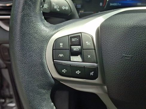 Used 2023 Ford Explorer XLT w/ Equipment Group 202A AWD/4WD image 23