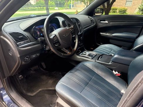 Used 2016 Chrysler 300 S w/ 300S Premium Group AWD/4WD image 8