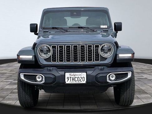 Certified 2025 Jeep Wrangler Unlimited Sahara w/ Safety Group image 27