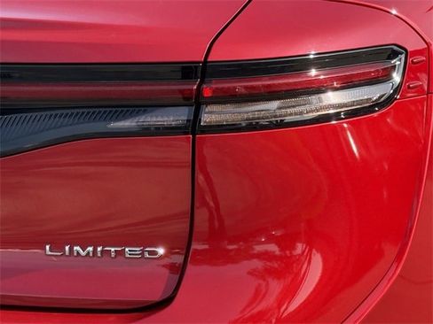 Used 2023 Toyota Crown Limited image 7