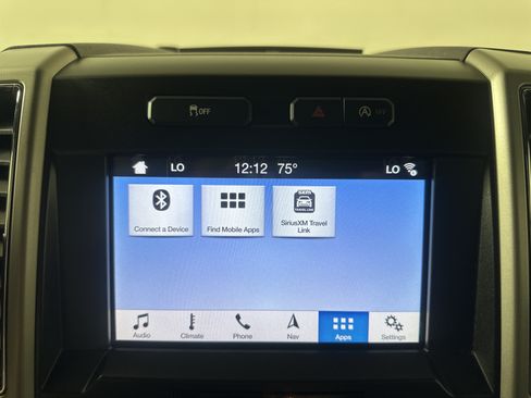 Used 2019 Ford F150 Lariat w/ Equipment Group 502A Luxury AWD/4WD image 18