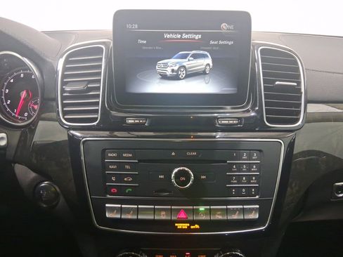 Used 2018 Mercedes-Benz GLS 550 4MATIC w/ Driver Assistance Package image 24