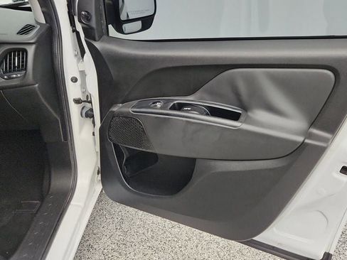 Used 2018 RAM ProMaster City Tradesman image 24