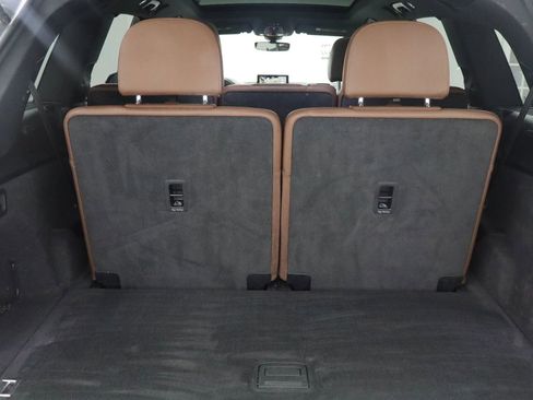 Used 2017 Audi Q7 3.0T Prestige w/ Prestige Package image 35