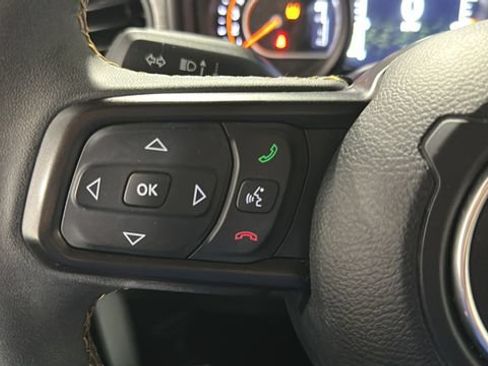 Used 2024 Jeep Wrangler Unlimited Sport AWD/4WD image 12