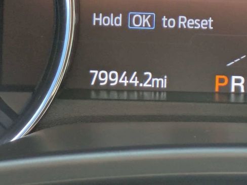 Used 2020 Ford F250 Platinum w/ FX4 Off-Road Package image 32