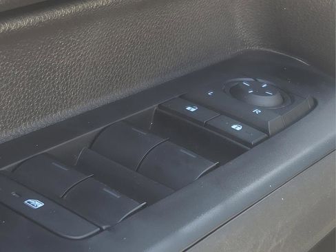 New 2026 Toyota Tacoma SR5 image 18