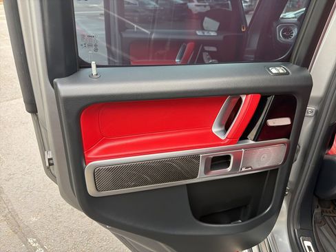 Used 2021 Mercedes-Benz G 550 image 17