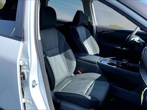 New 2026 Nissan Rogue SV FWD image 9