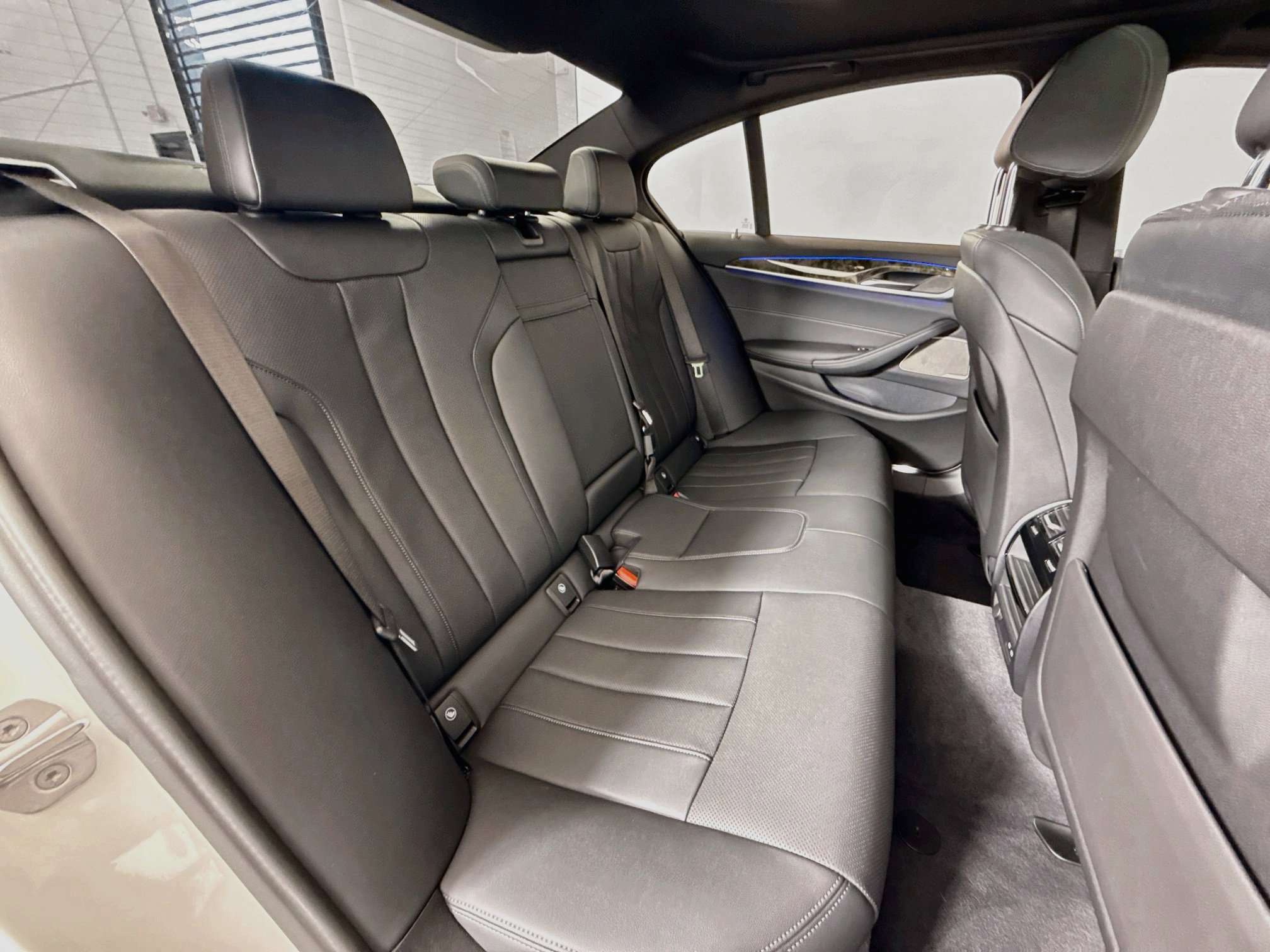 Used 2022 BMW 530i xDrive w/ Premium Package AWD/4WD image 27