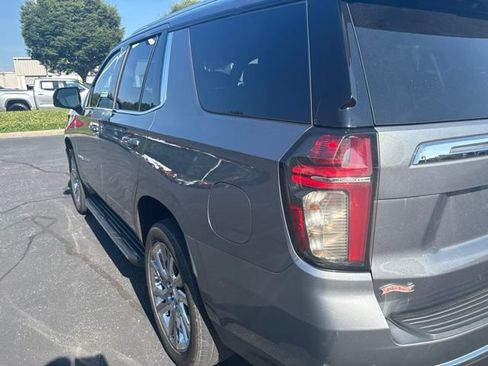 Used 2021 Chevrolet Tahoe LT w/ LT Signature Package AWD/4WD image 9