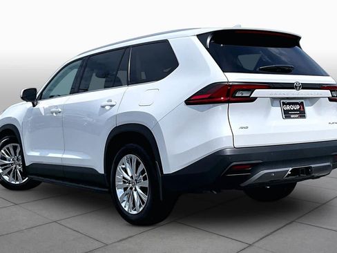 Used 2026 Toyota Grand Highlander AWD image 12